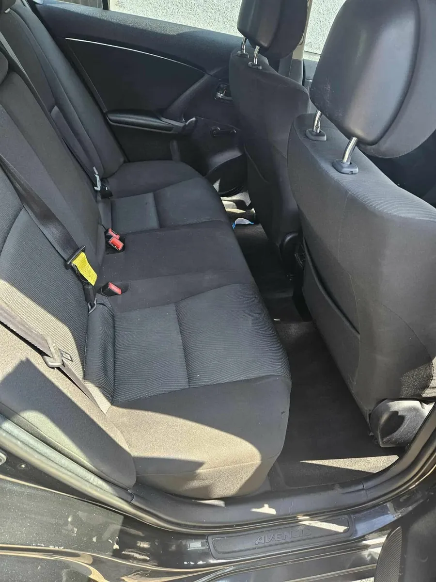Toyota Avensis 2009 - Image 1