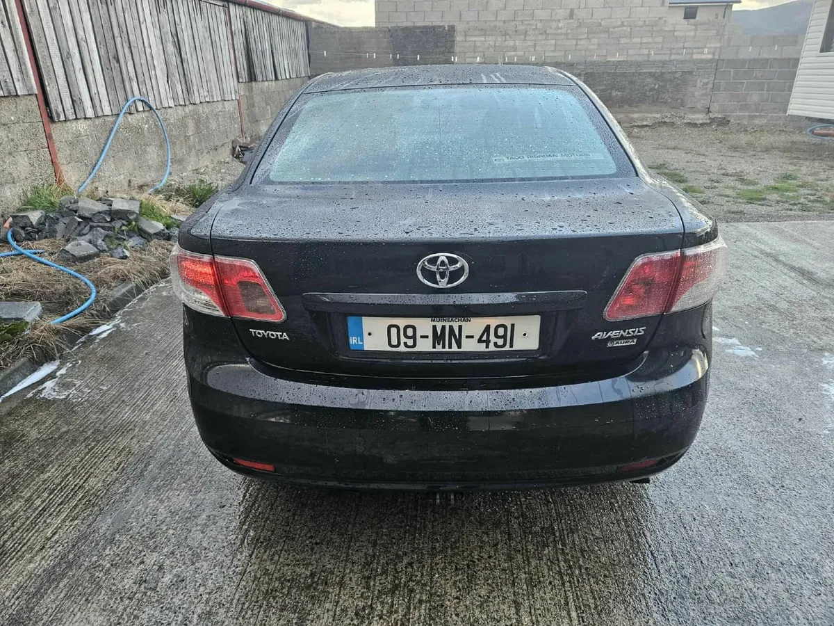 Toyota Avensis 2009 - Image 4