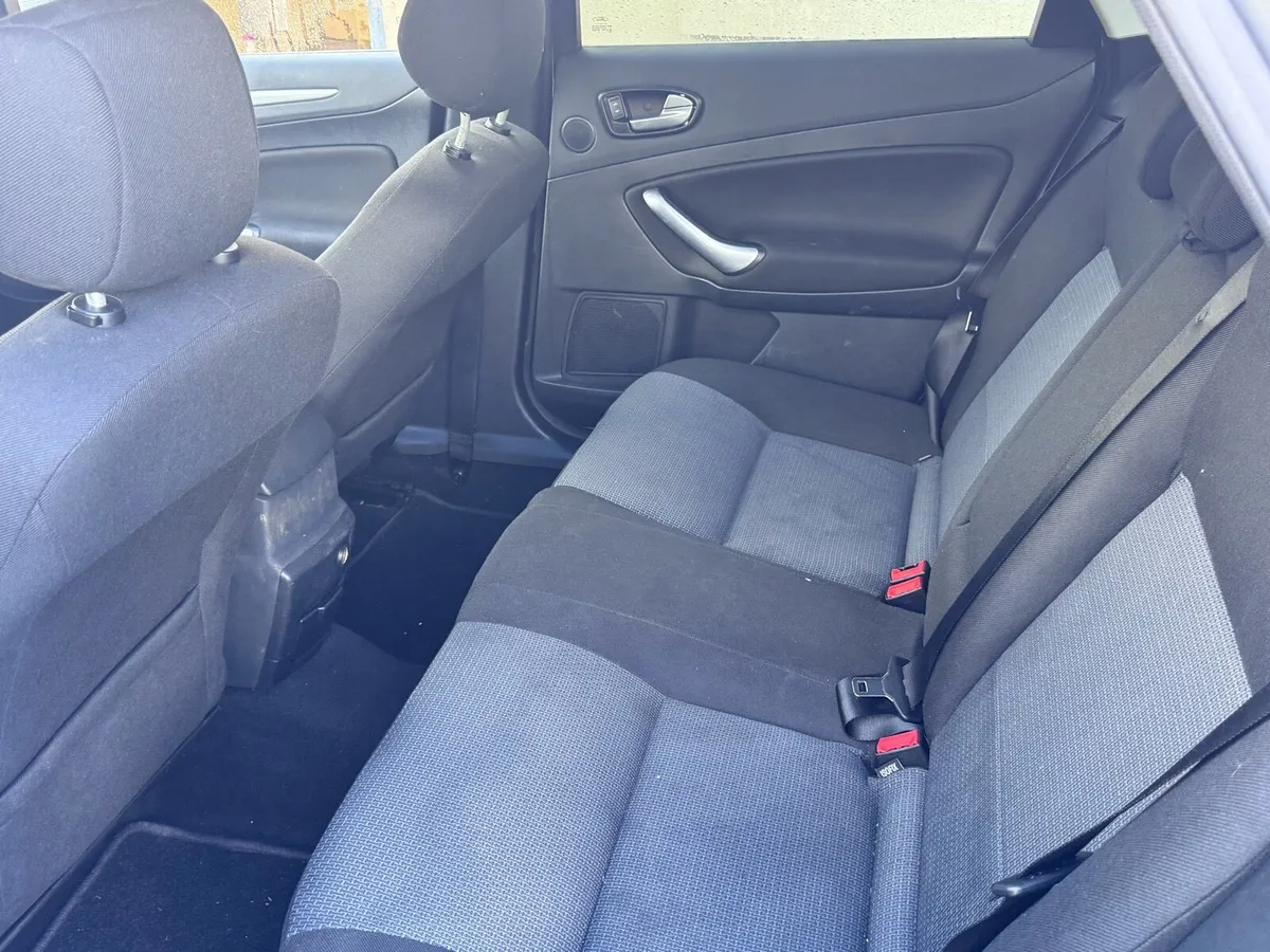 Ford Mondeo - Image 1