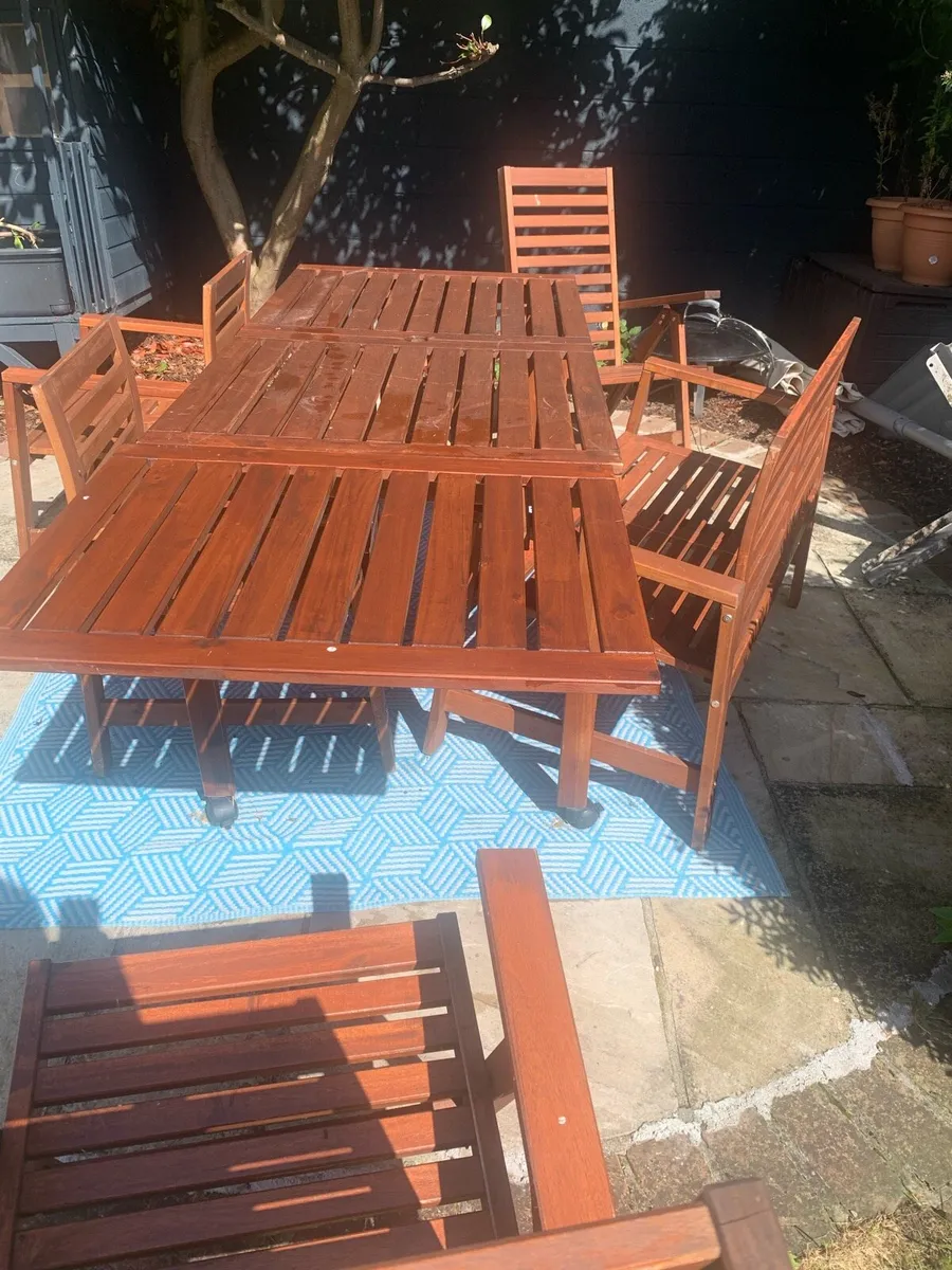 Wood table 4 chairs and bench - Image 1