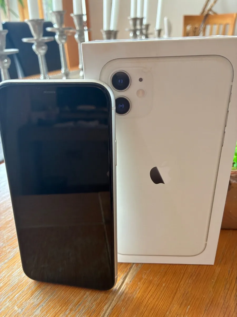 iPhone 11 - White - Image 3