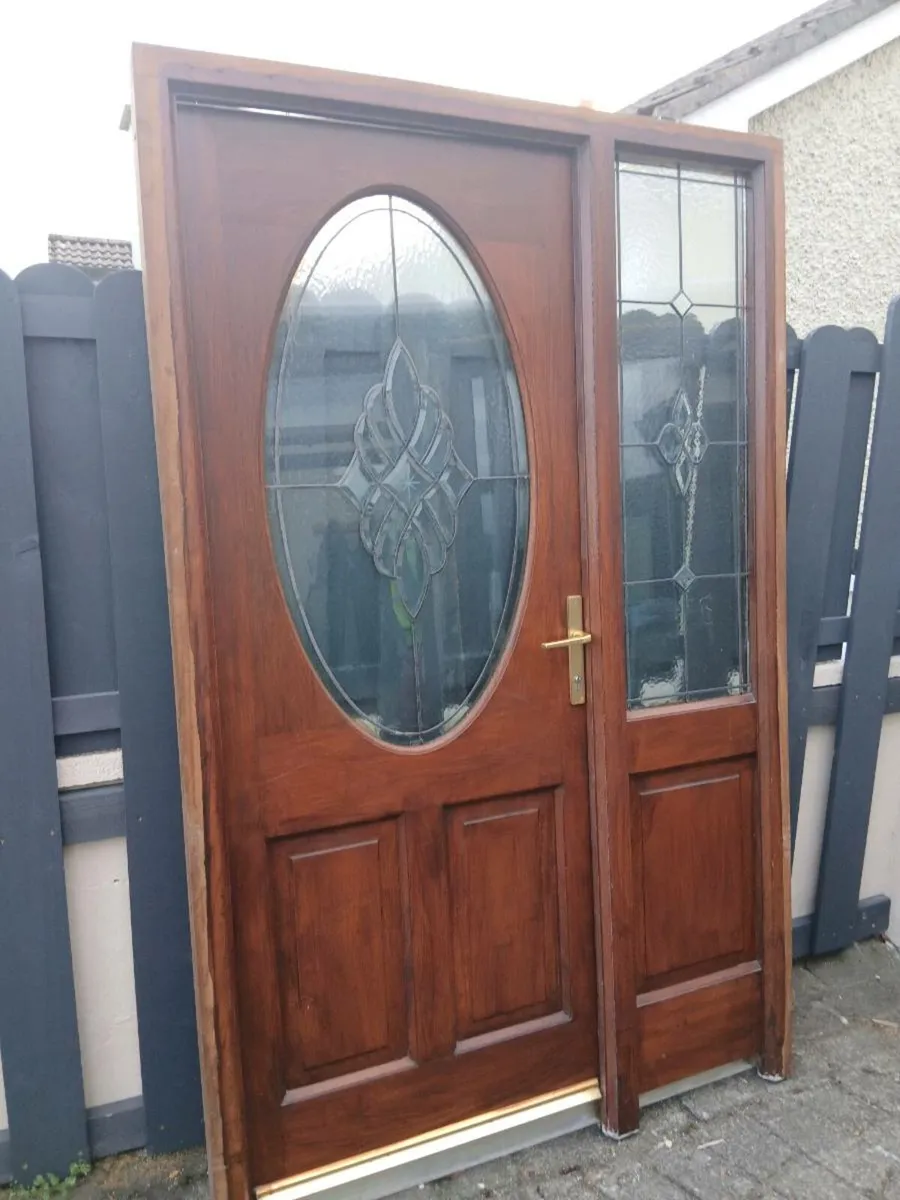 Residential External Front Door & Frame - Image 2