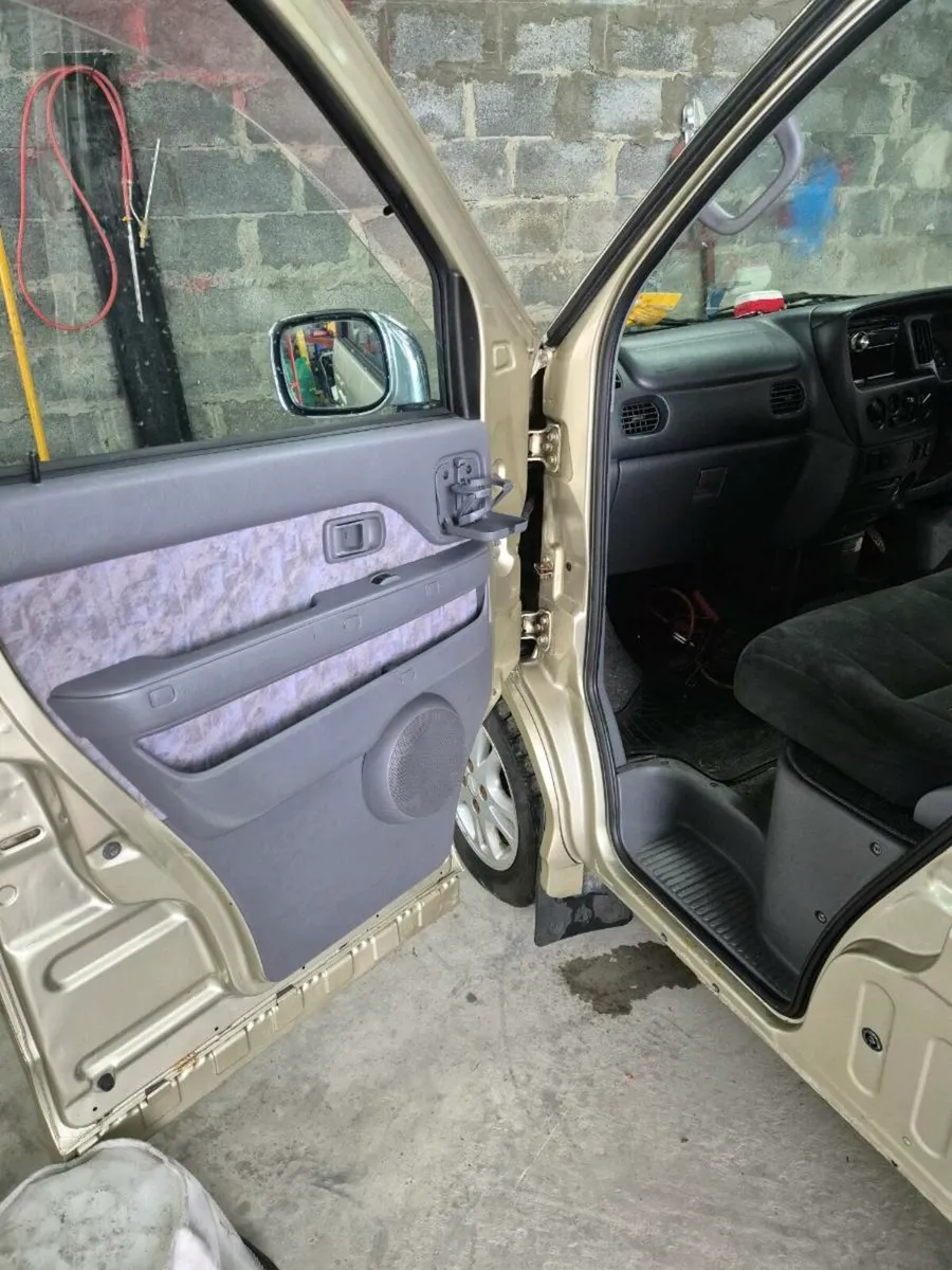 Daihatsu atrai 7Camper van 2002 - Image 2