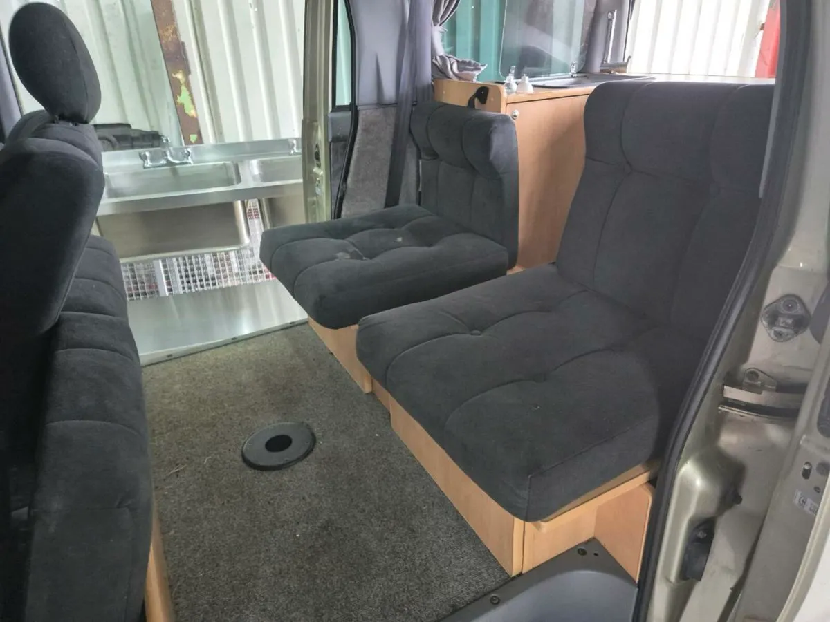 Daihatsu atrai 7Camper van 2002 - Image 4