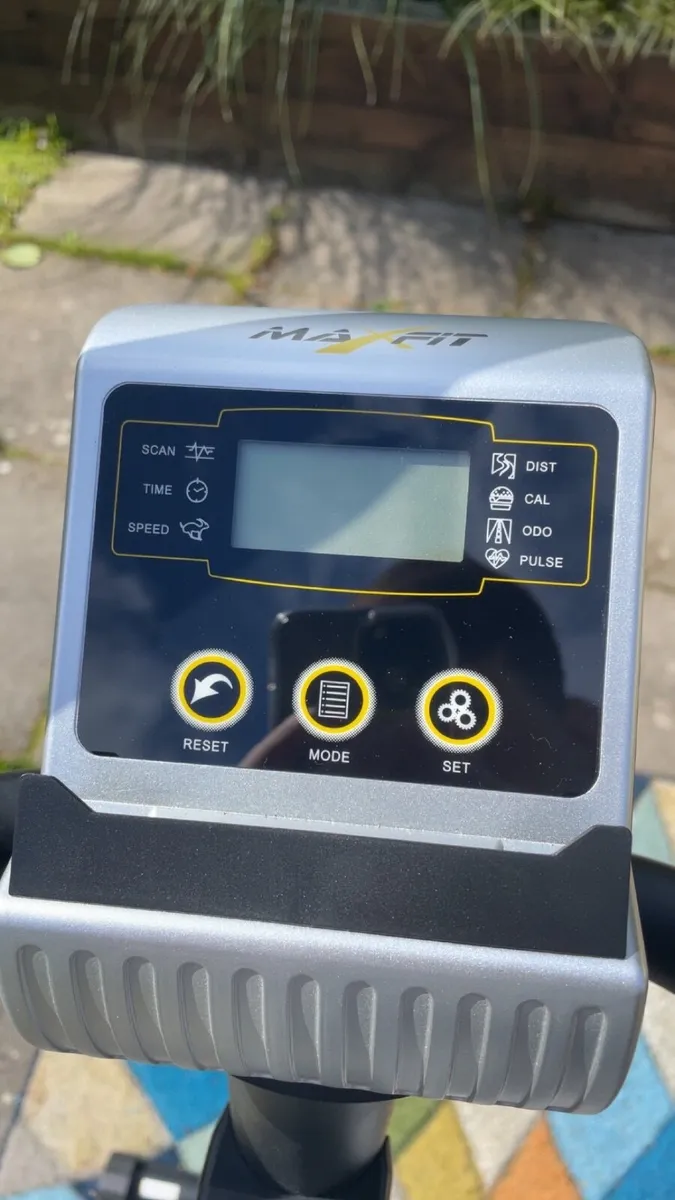 Exercise bike - Image 4