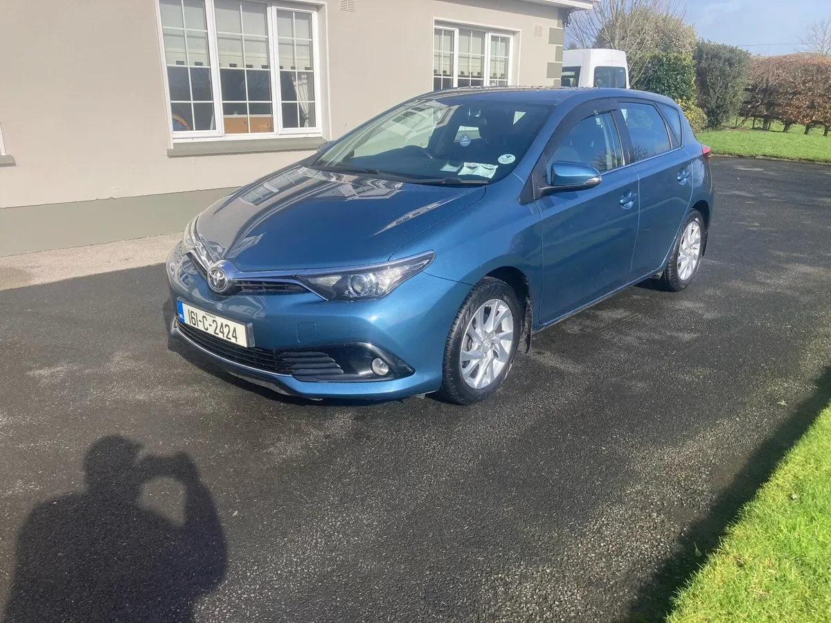 Toyota Auris 1.2 petrol 2016 - Image 2