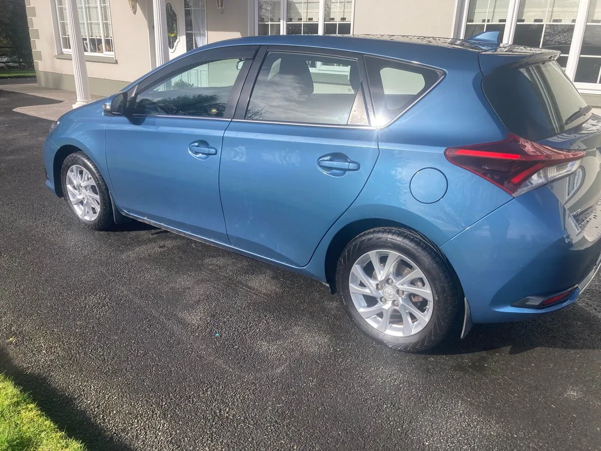 Toyota Auris 1.2 petrol 2016 - Image 3