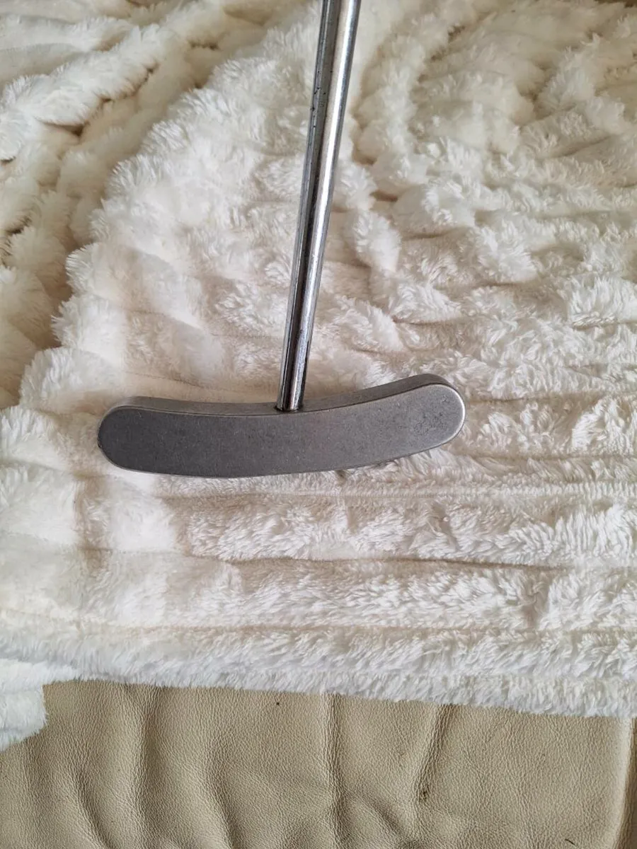 Ping B90 broomstick putter 49inch Carlow town - Image 3