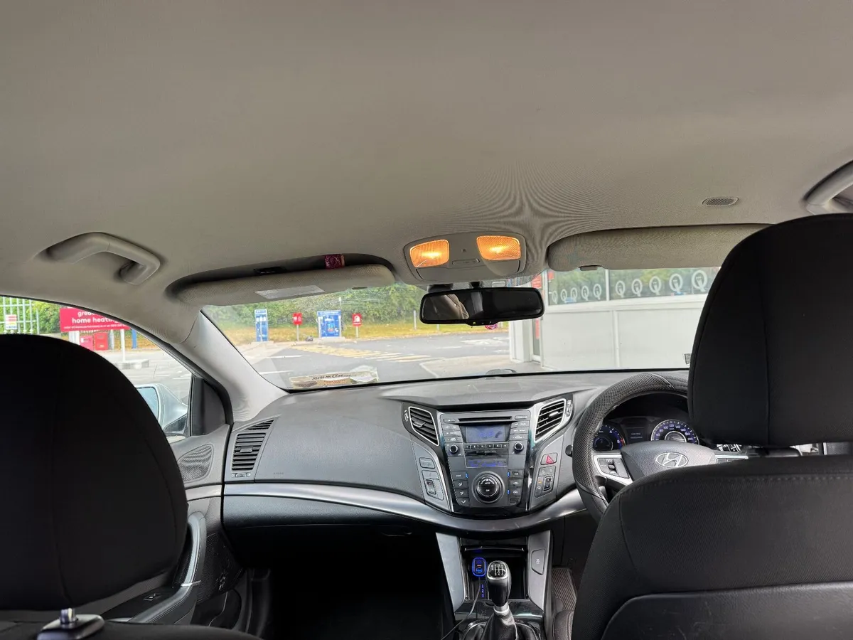 Hyundai i40 2012 - Image 4