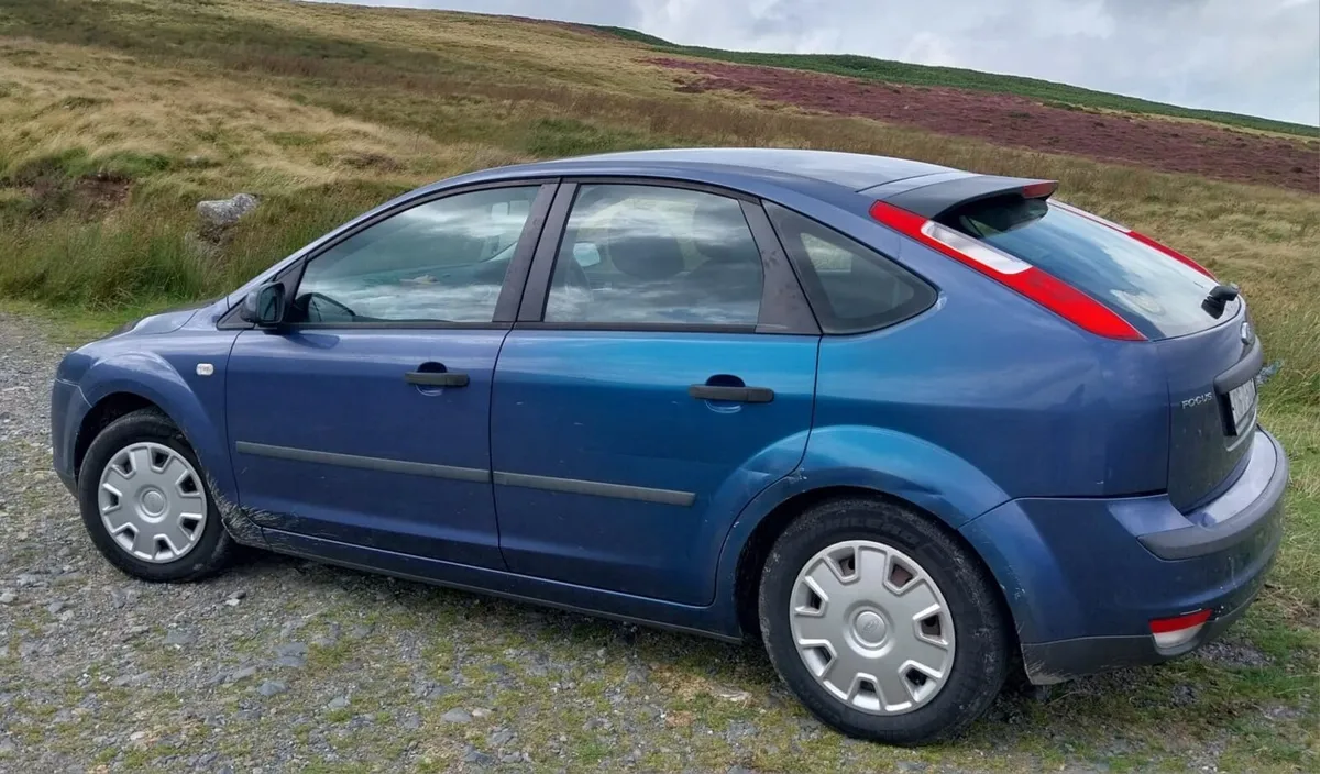Ford Focus - Image 2