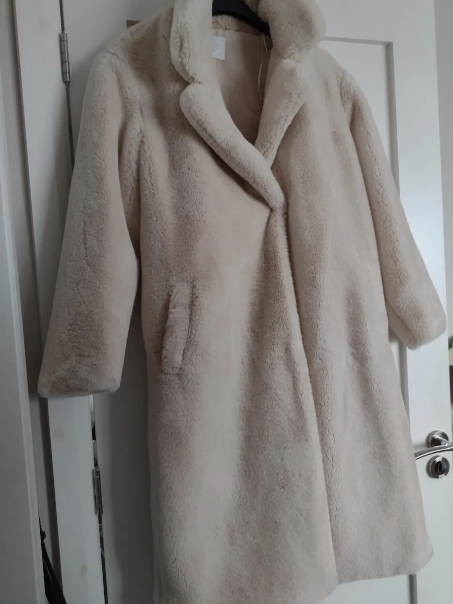 New faux fur full length coat - Image 2
