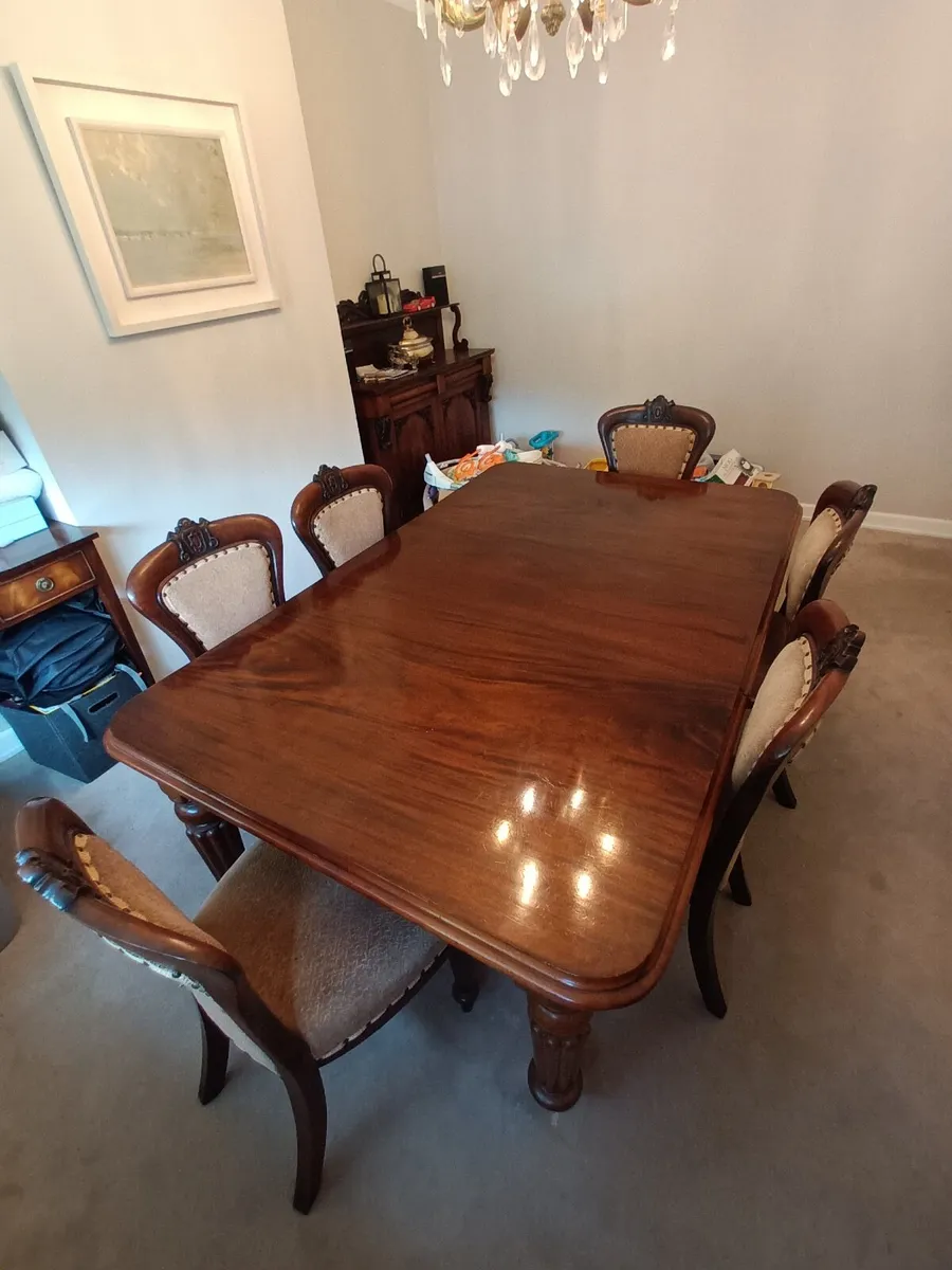 Mahogany dining table - Image 2