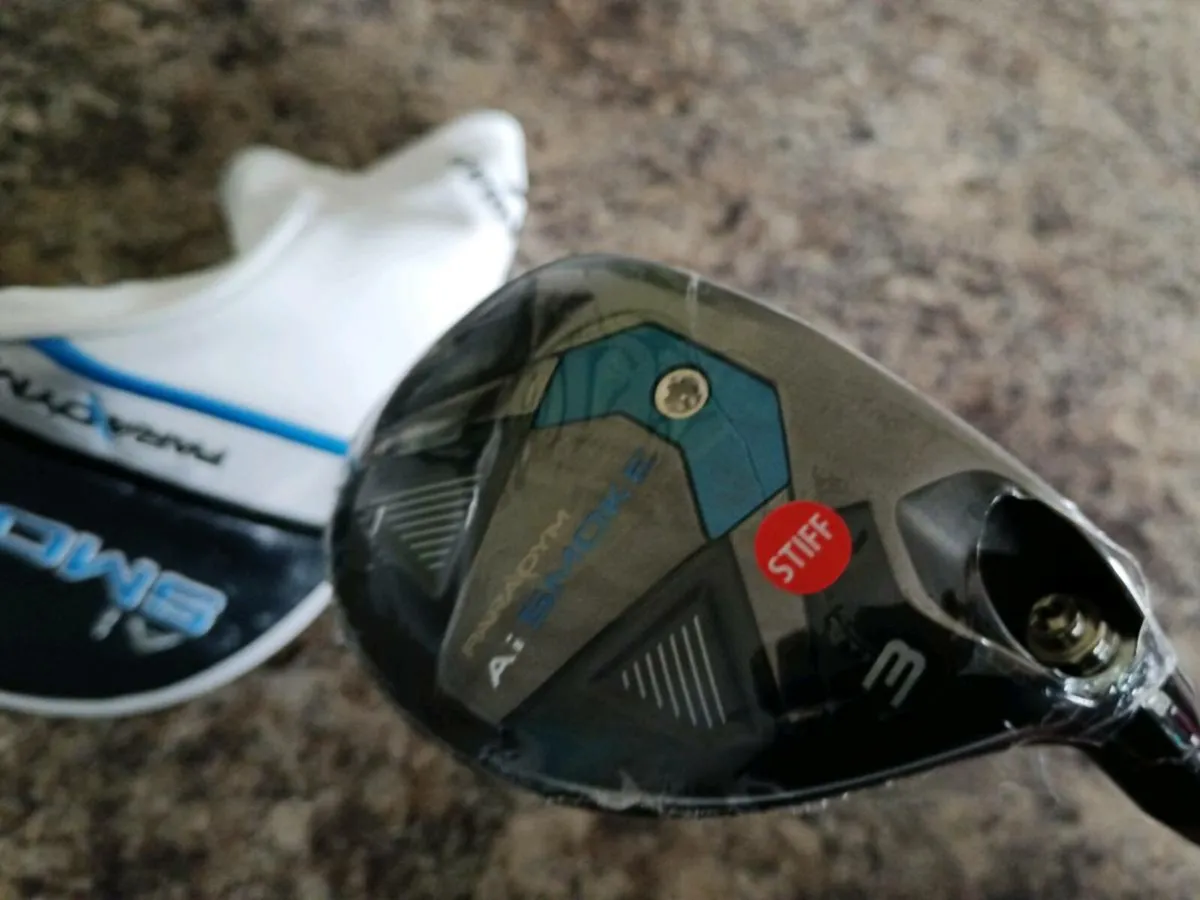 Callaway Paradym Ai Smoke 3 Hybrid. New. - Image 1