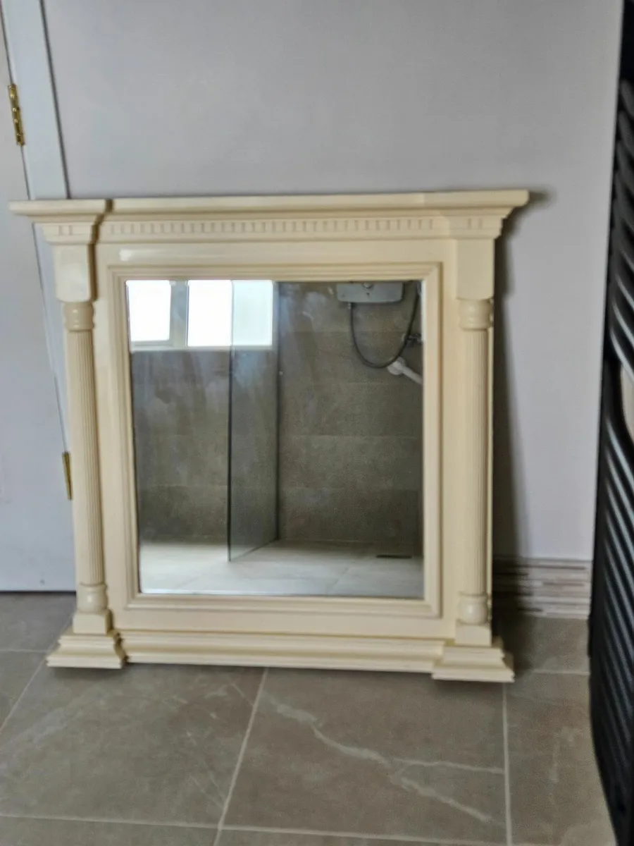 Mirror - Image 2