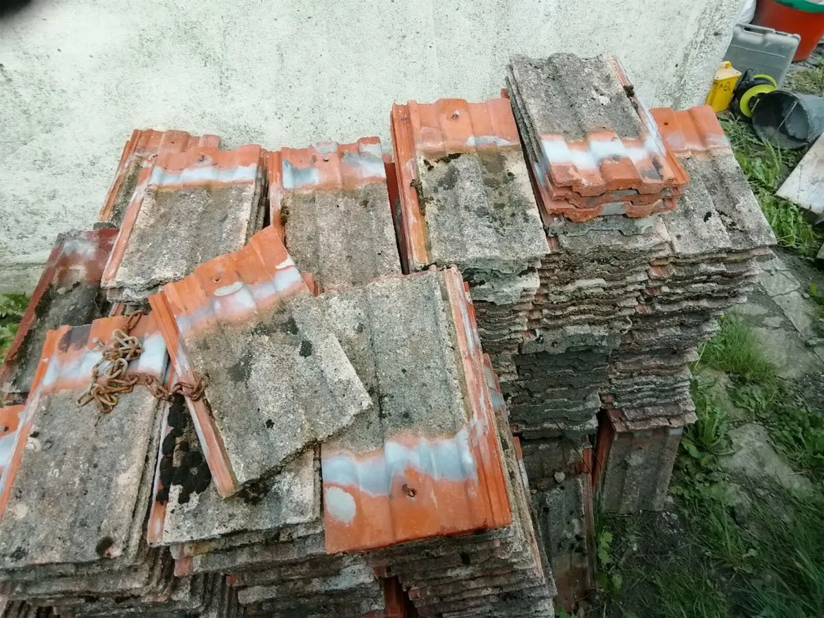 Roof tiles
