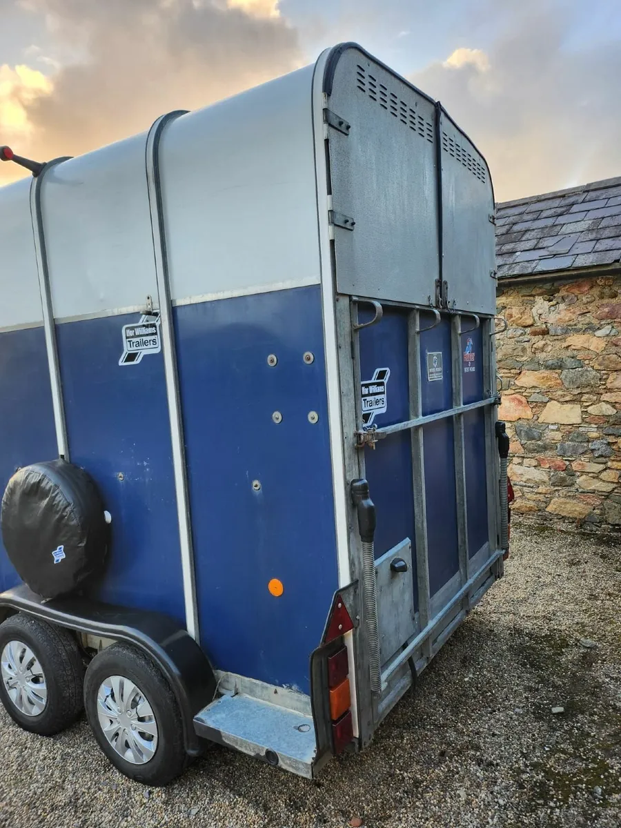 Horse box - Image 3