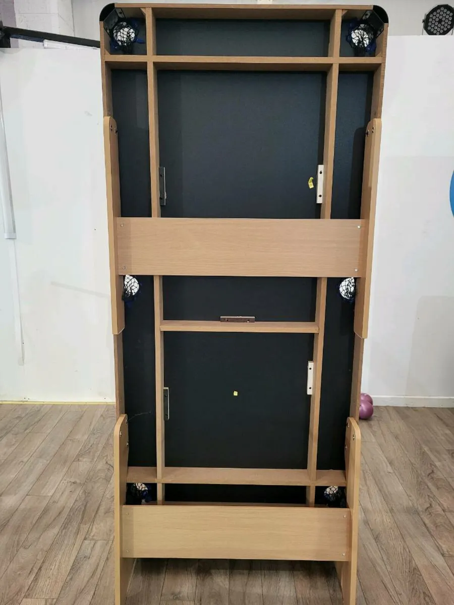 Foldable pool table  6ft - Image 2