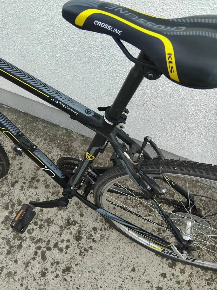 Bicycles and accessory - Image 4