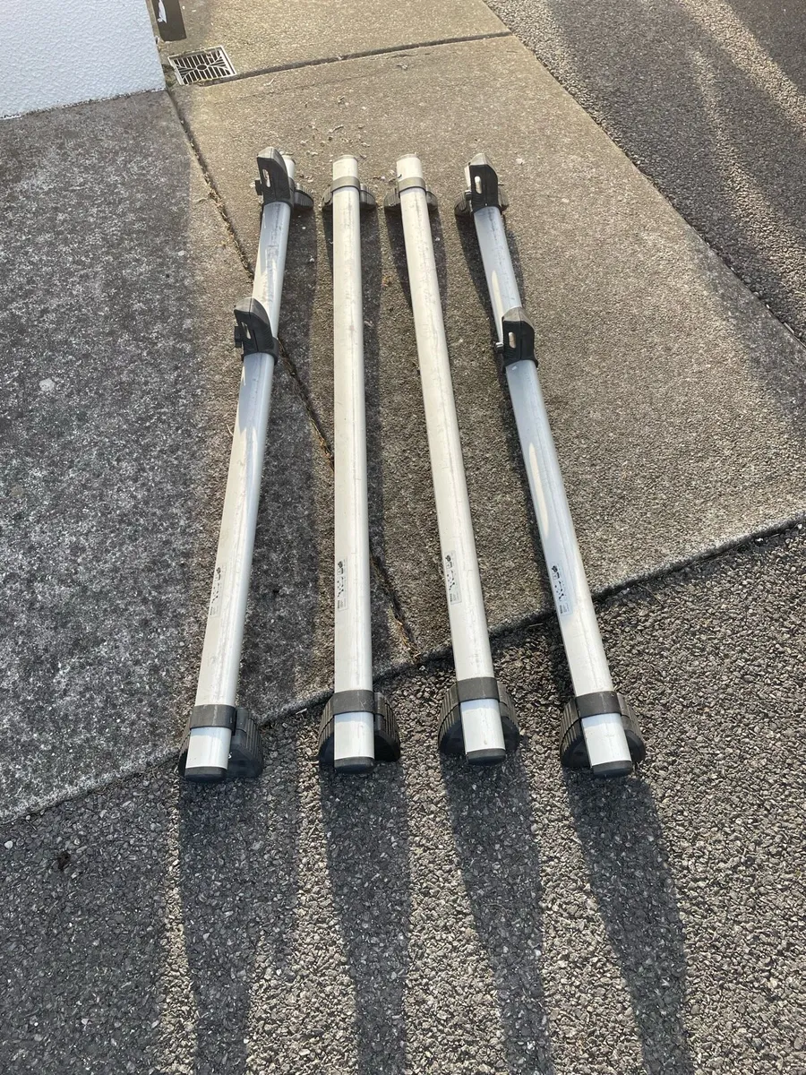 Rhino Roof Bars Mercedes Vito - Image 1
