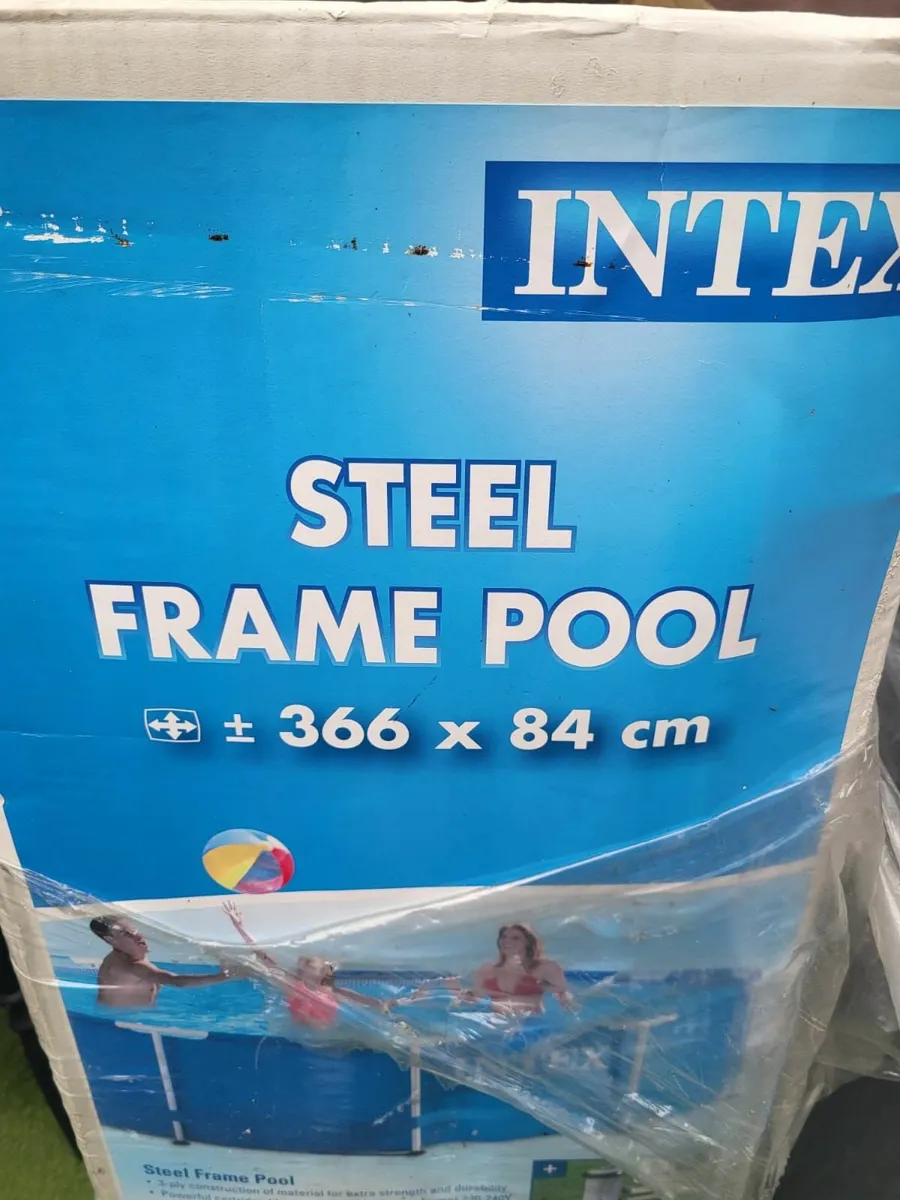 Swimming pool - Image 1