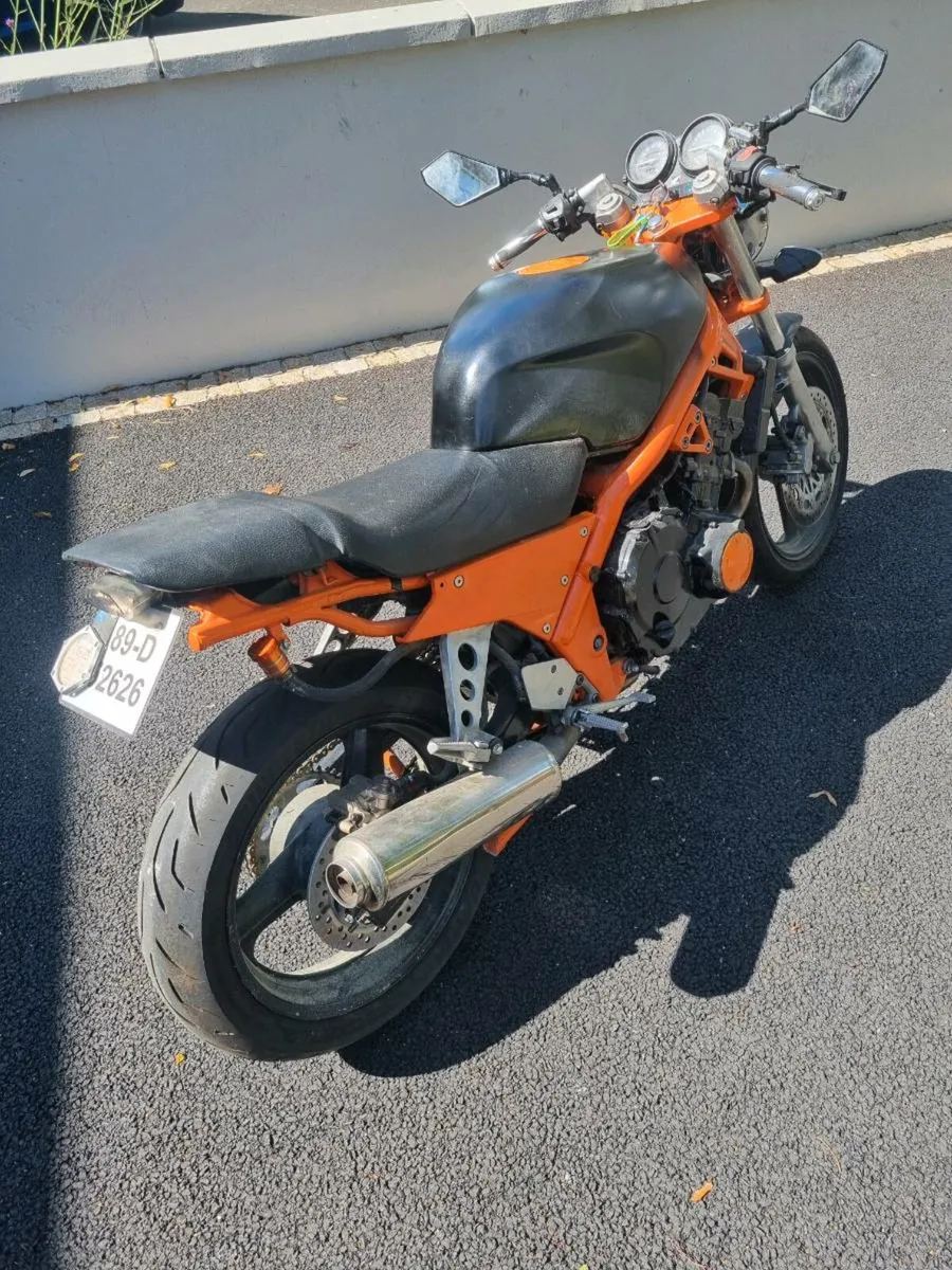 Honda CB1 - Image 1