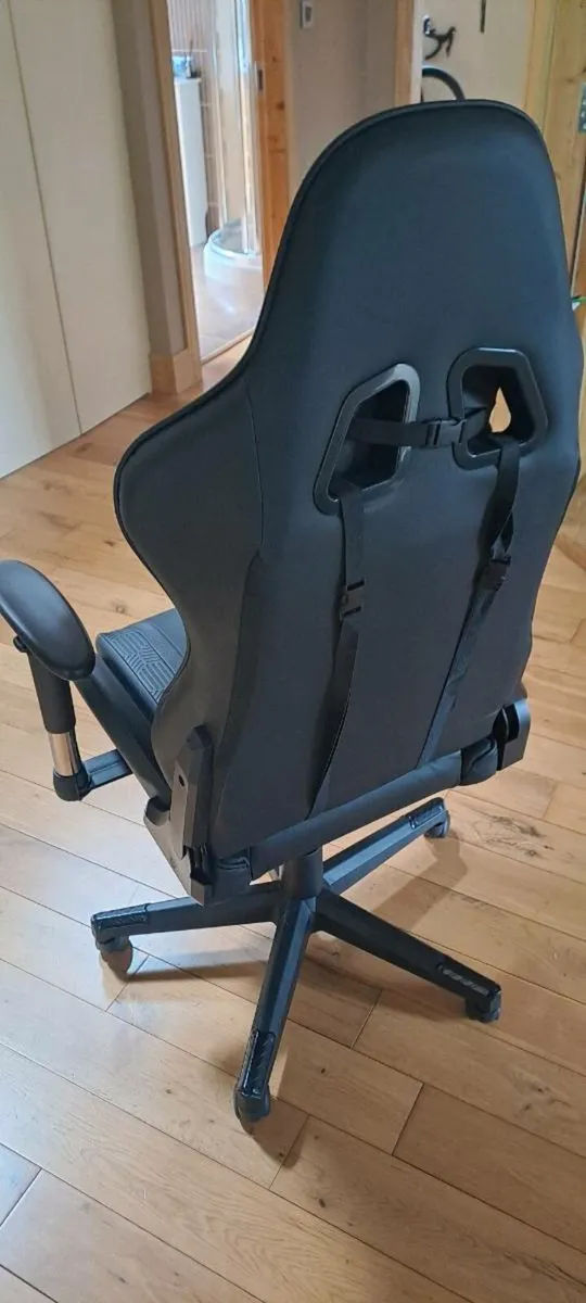 Gaming chair - Image 2