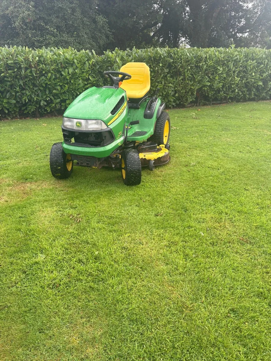 John Deere x145 - Image 1