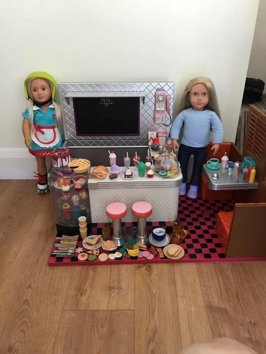 Dolls - Image 4