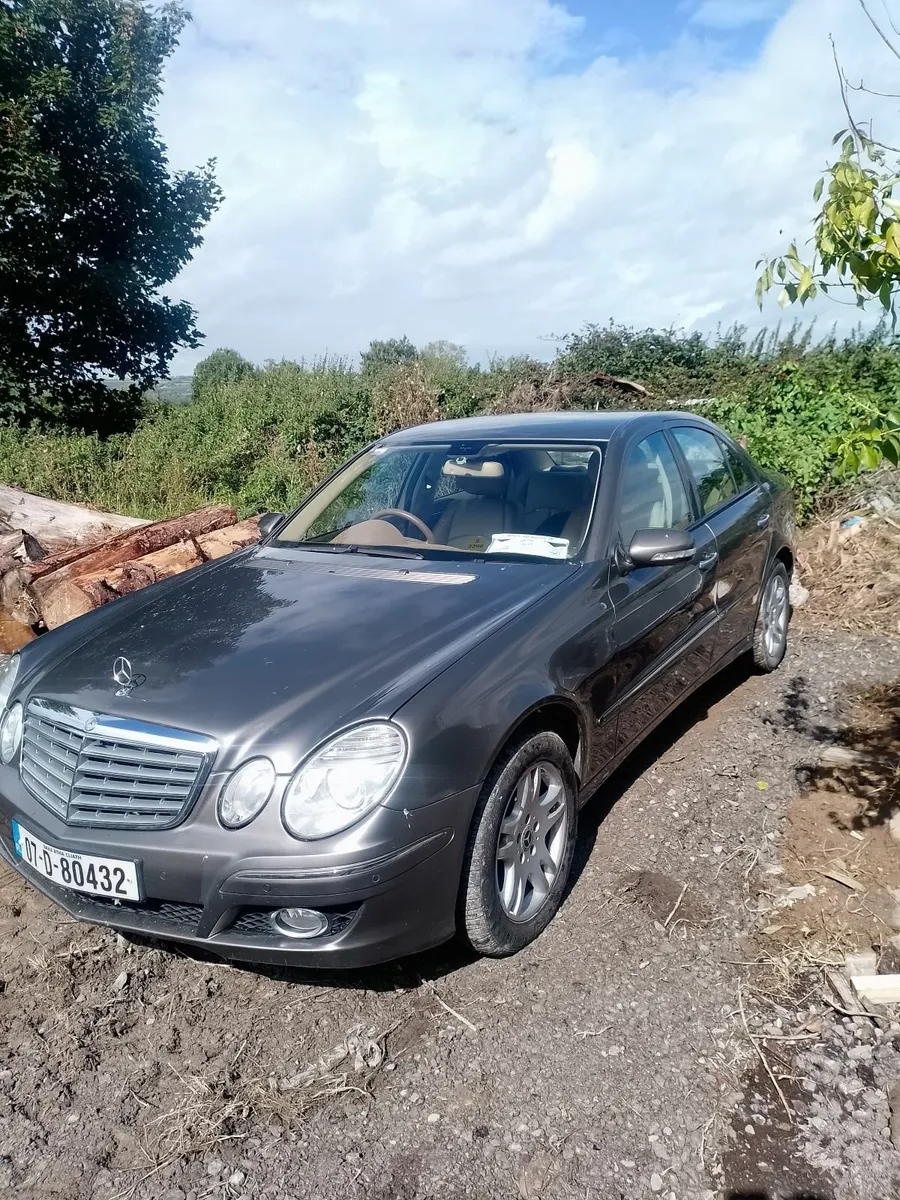 Mercedes Benz E class - Image 1