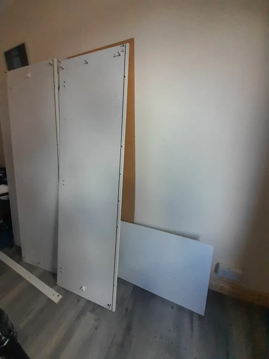 Wardrobe - Image 2