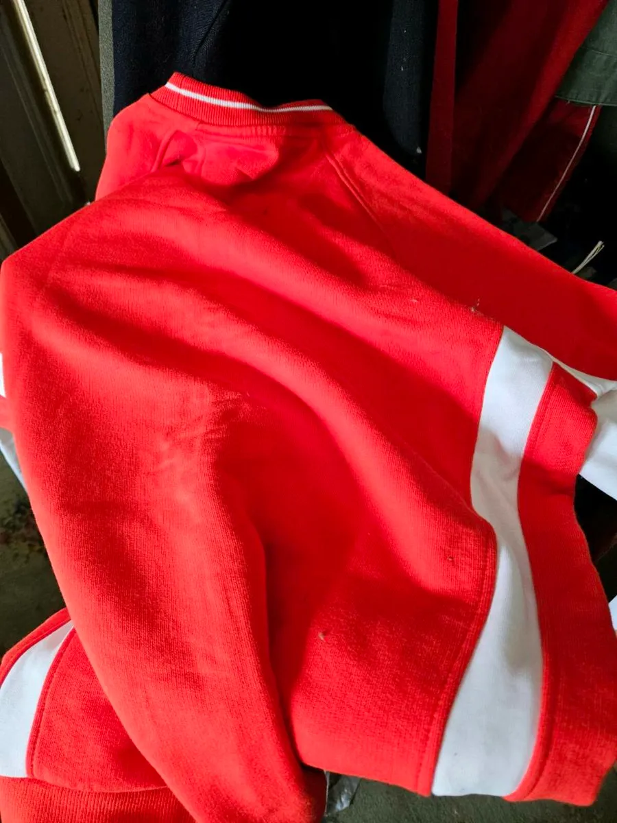 Fila Ferrari Formula 1 Sweatshirt - Image 4