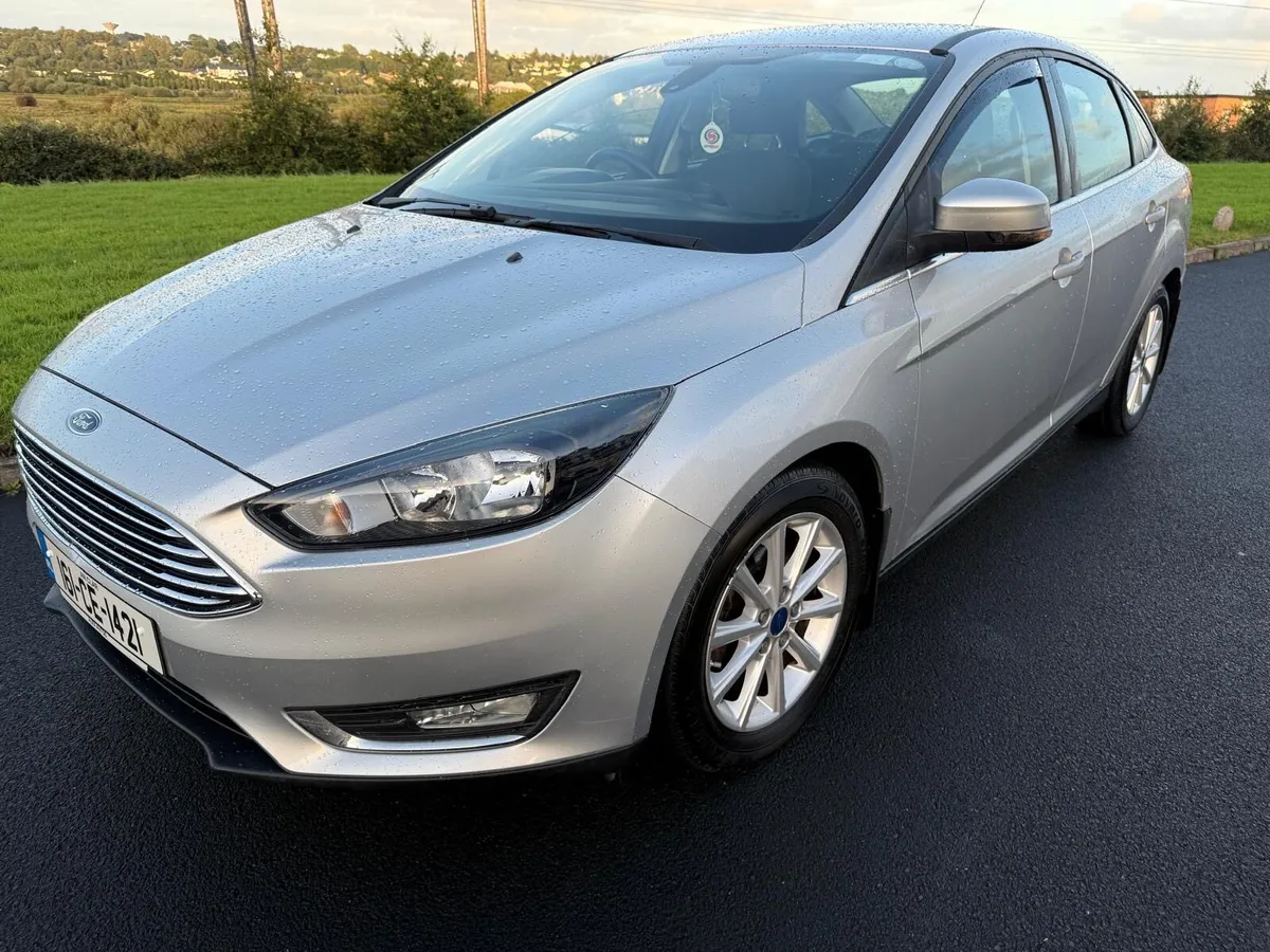 2016 Ford Focus 1.5 (120ps) Zetec Model - Image 3
