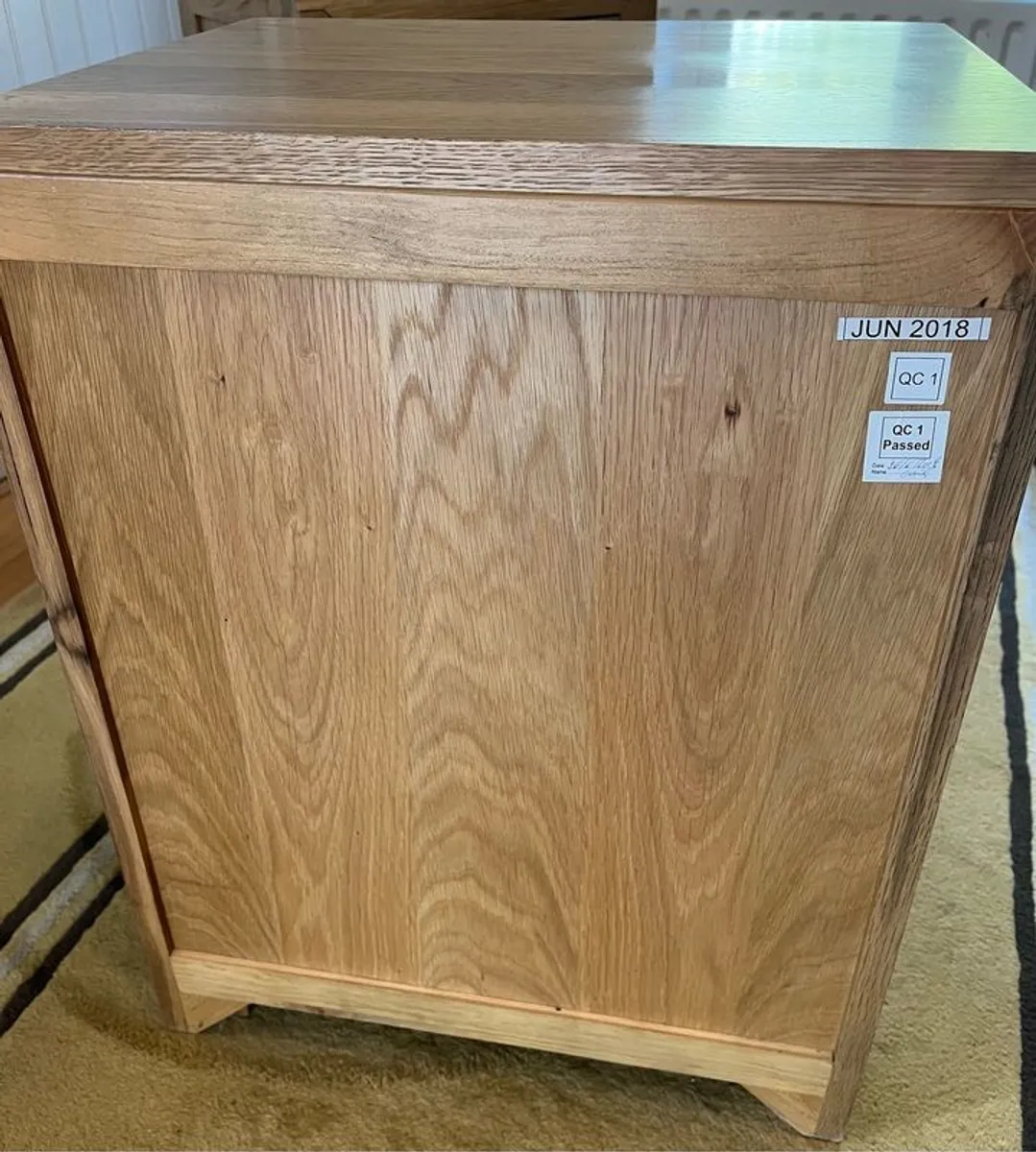 solid wood bedside lockers - Image 3