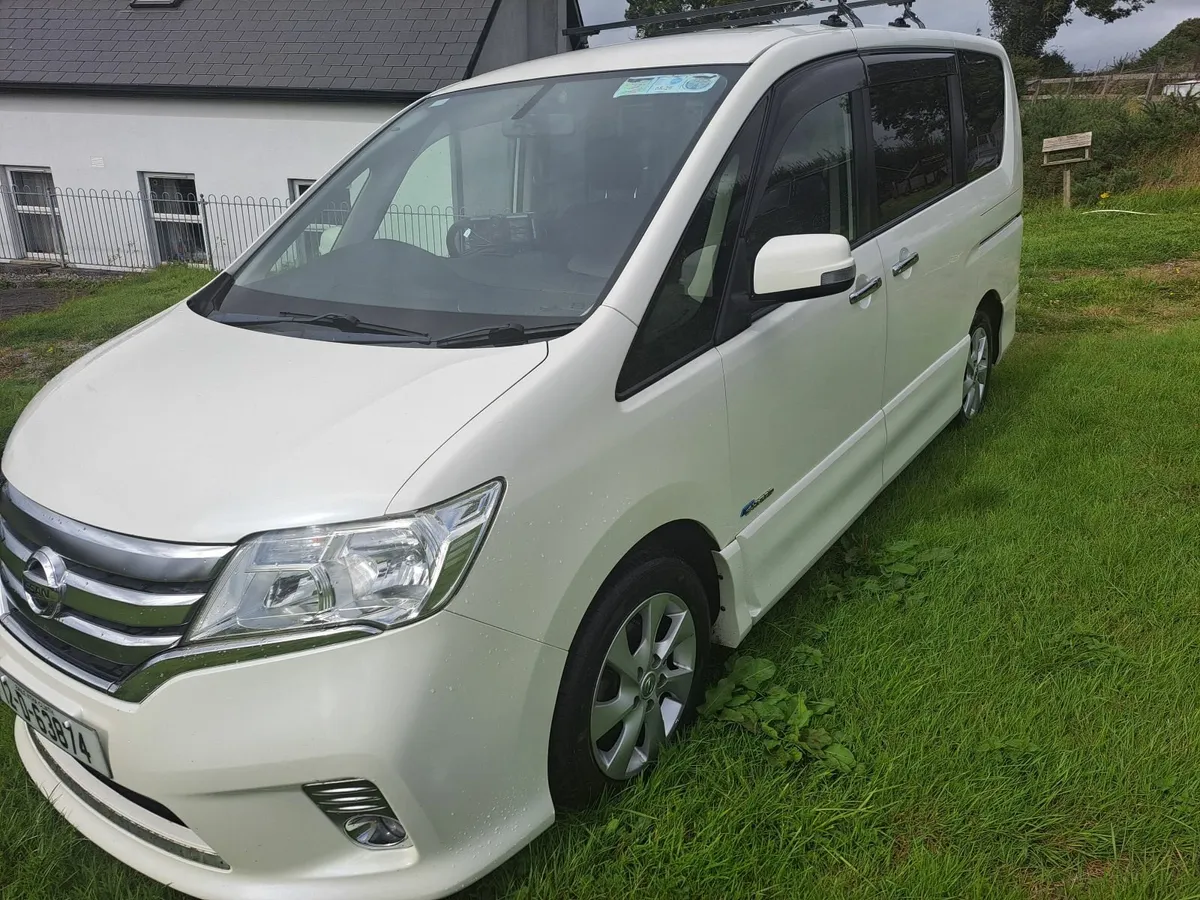 Nissan Serena 2012 - Image 2