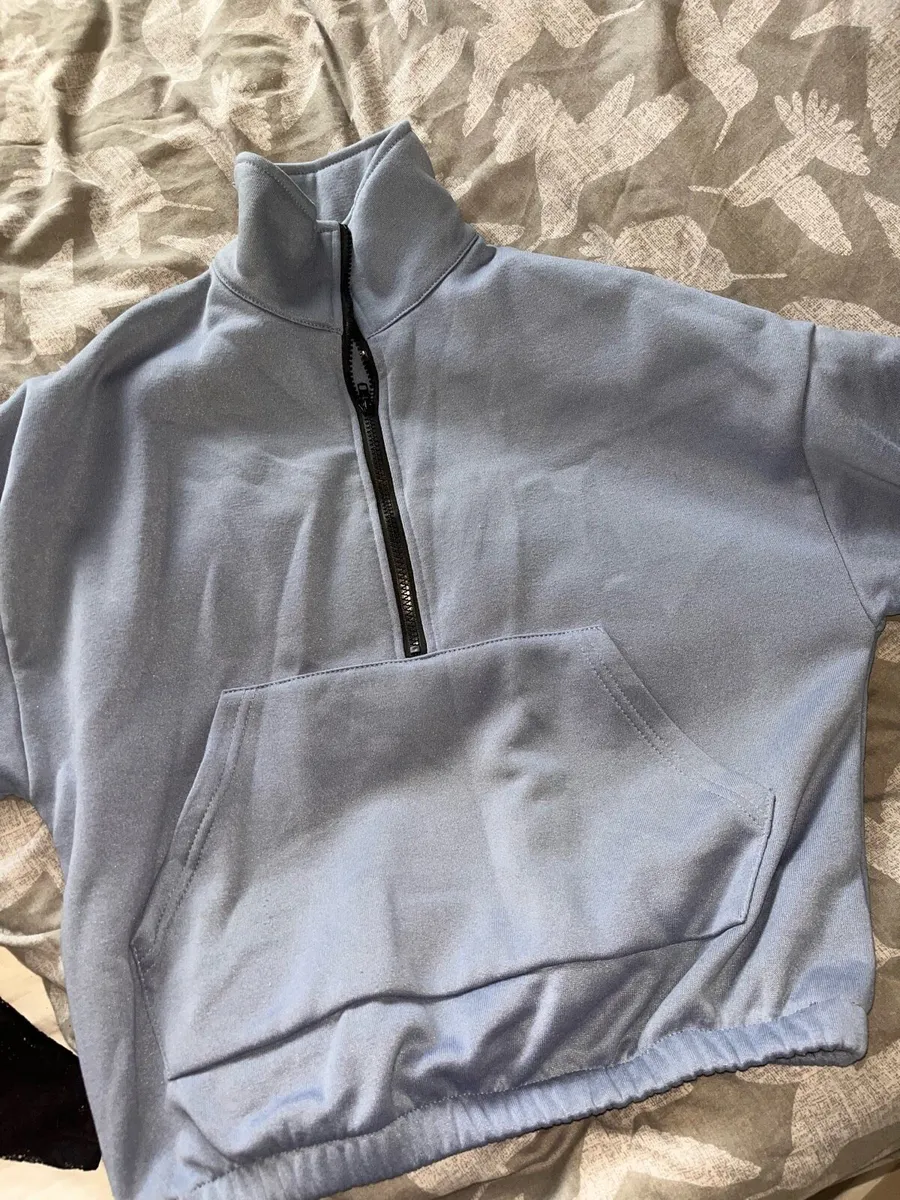 Woman’s clothes bundle - Image 4