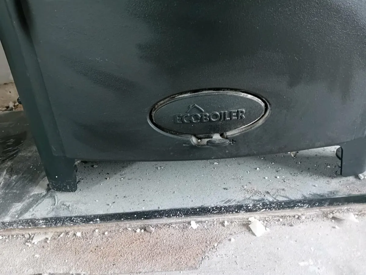 Stove - Image 1