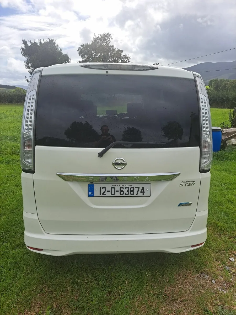 Nissan Serena 2012 - Image 4