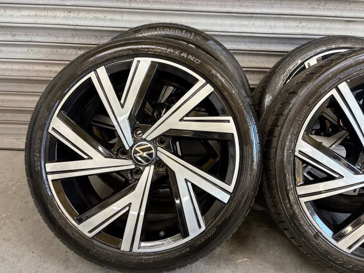 Volkswagen Golf Alloys 18” - Image 4