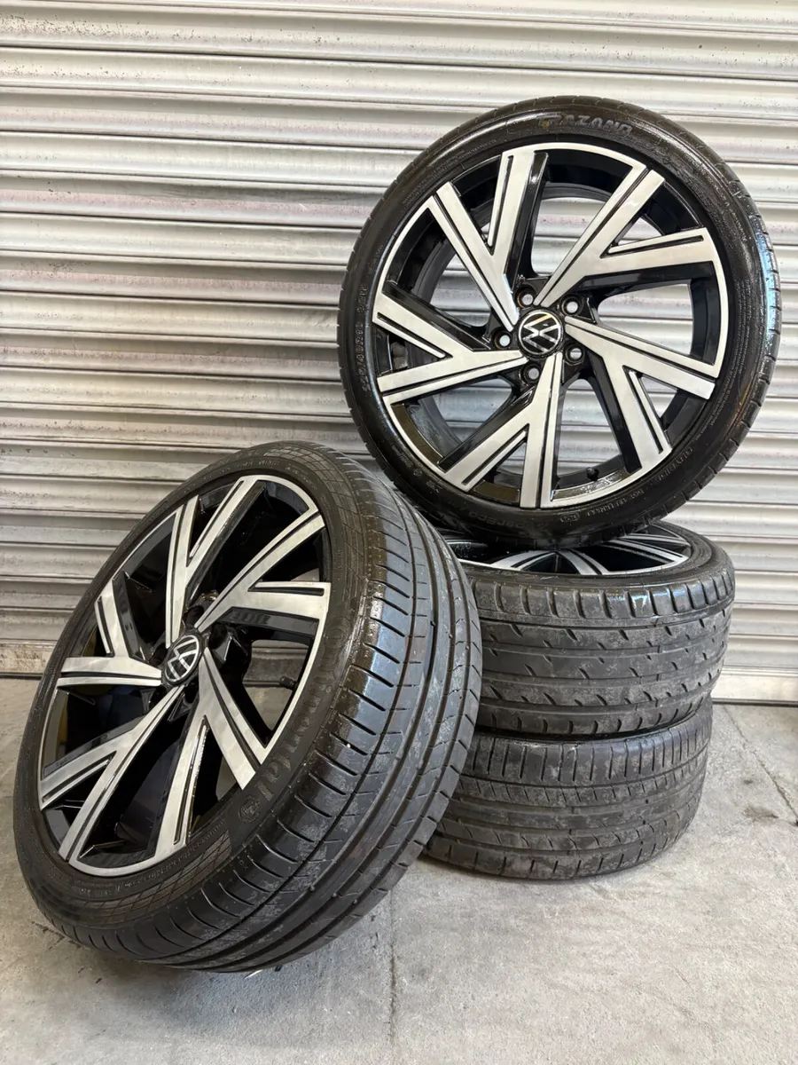 Volkswagen Golf Alloys 18” - Image 1
