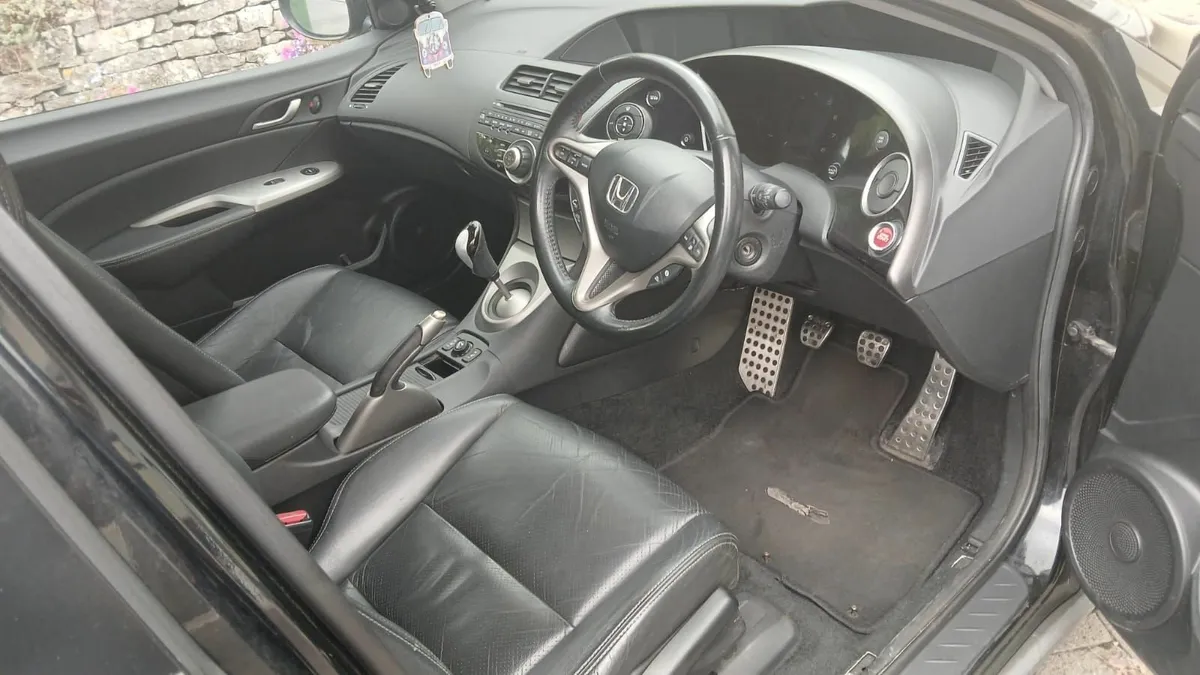 Honda Civic 2007 - Image 1
