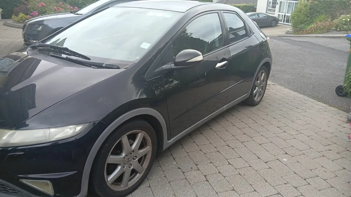 Honda Civic 2007 - Image 2