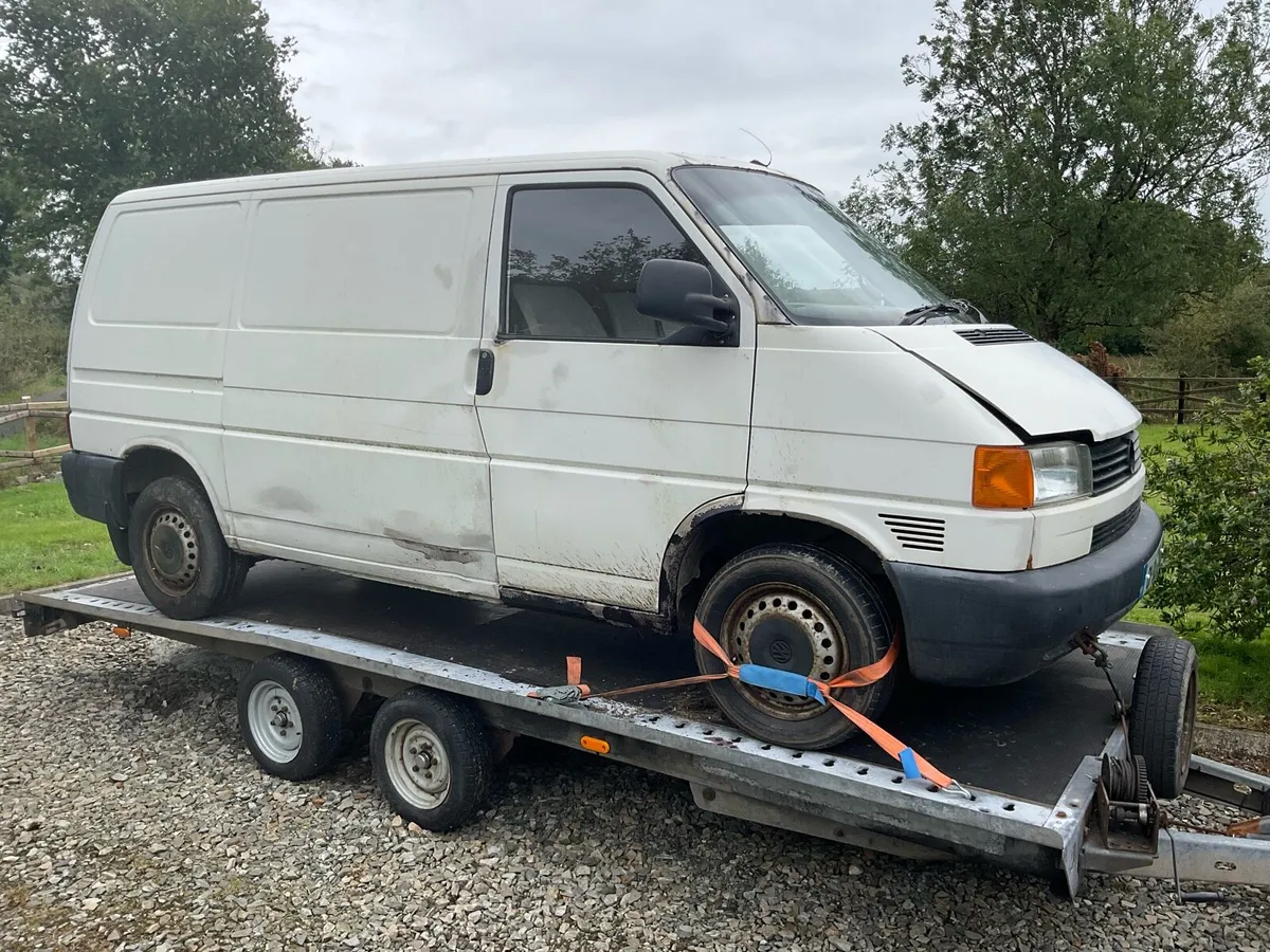 Volkswagen transporter T4 Turbo diesel. - Image 1