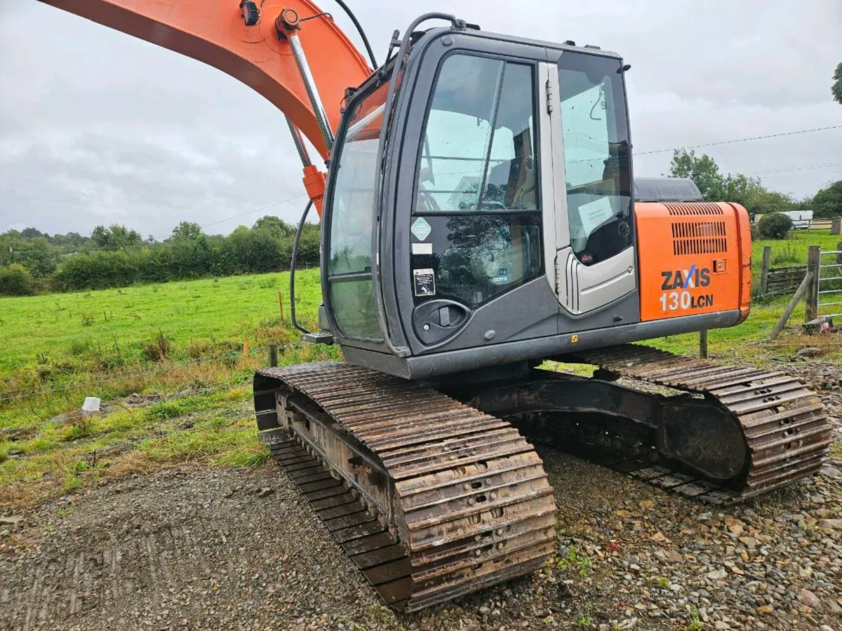 Hitachi 130-3 year:2013 - Image 3