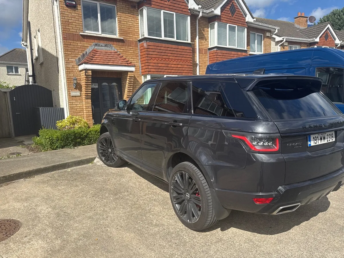 Land Rover Range Rover Sport 2019 N1  vehicle - Image 4
