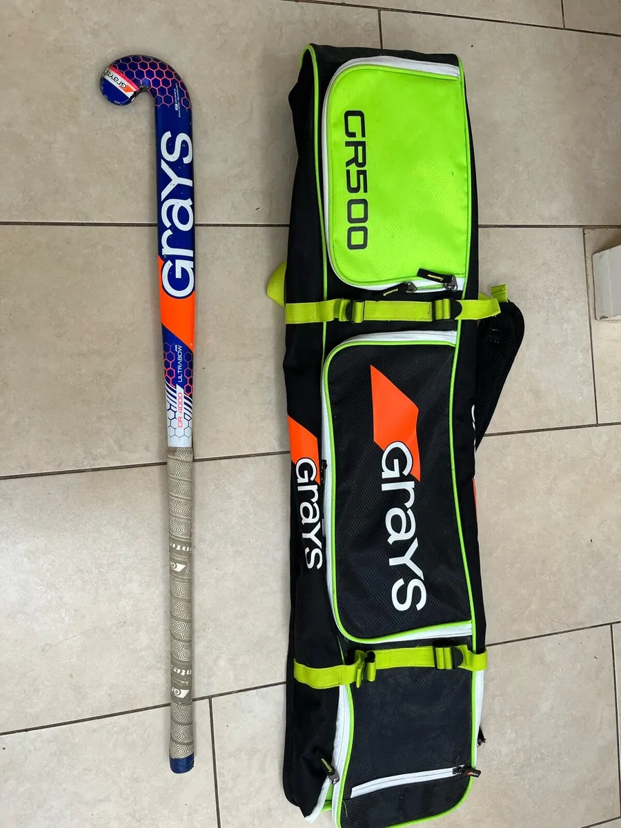 Junior hockey stick and bag