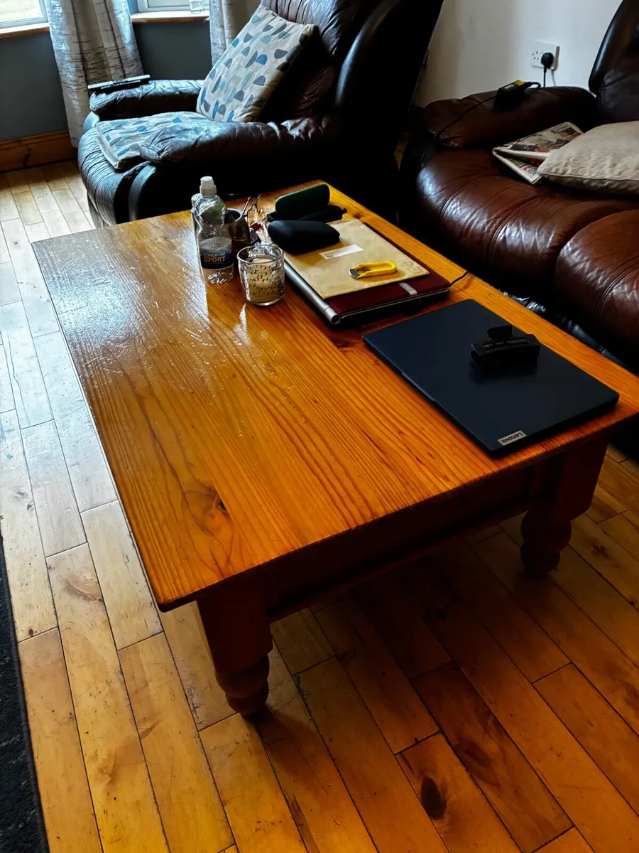 Coffee table - Image 1