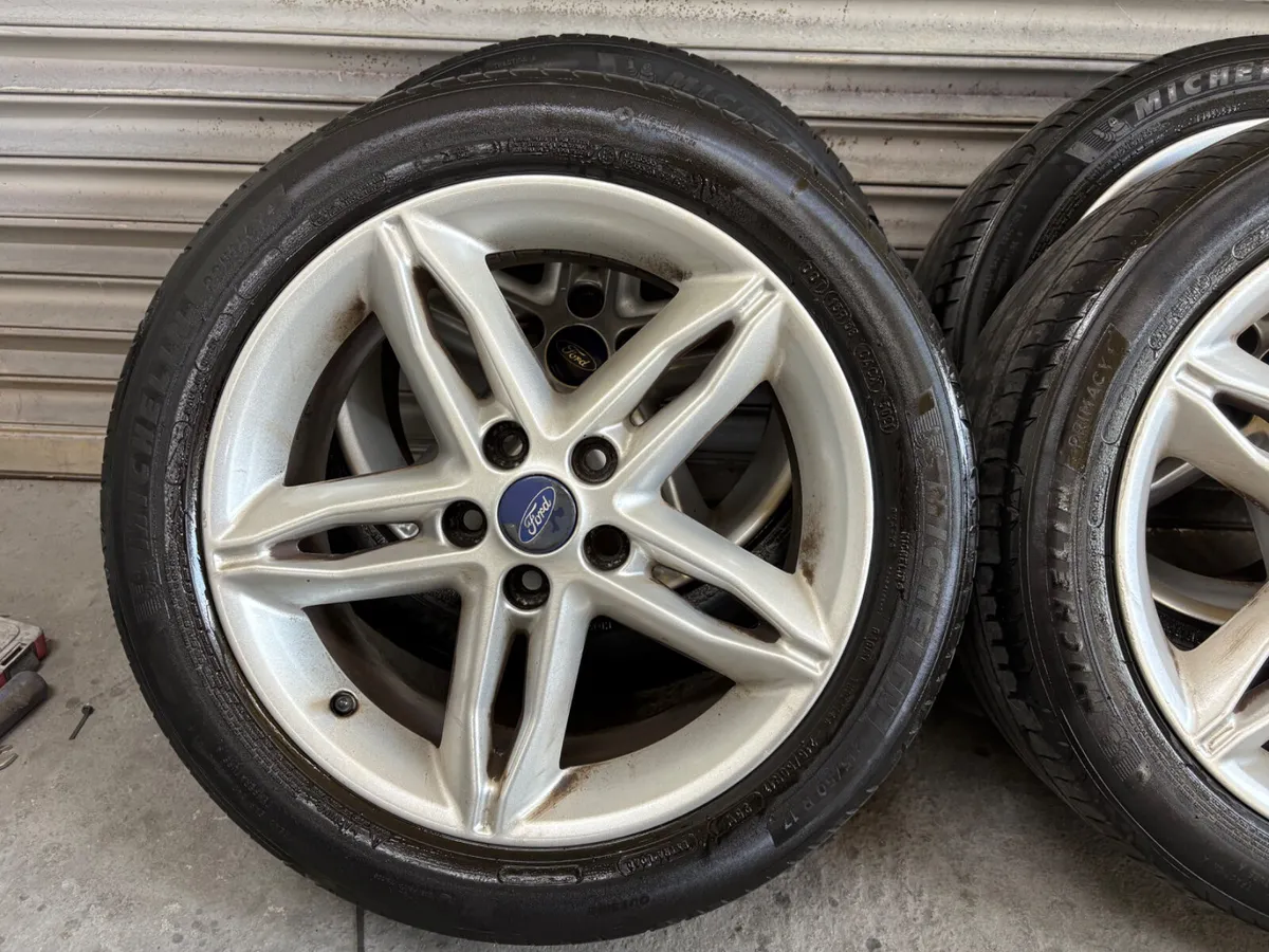 Ford Focus 17” Alloys - Image 4