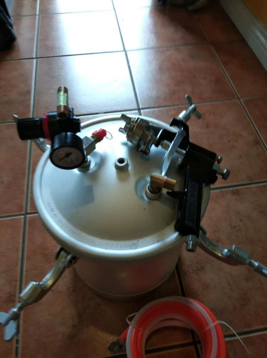 8L Tank Commercial,Spray Gun - Image 2