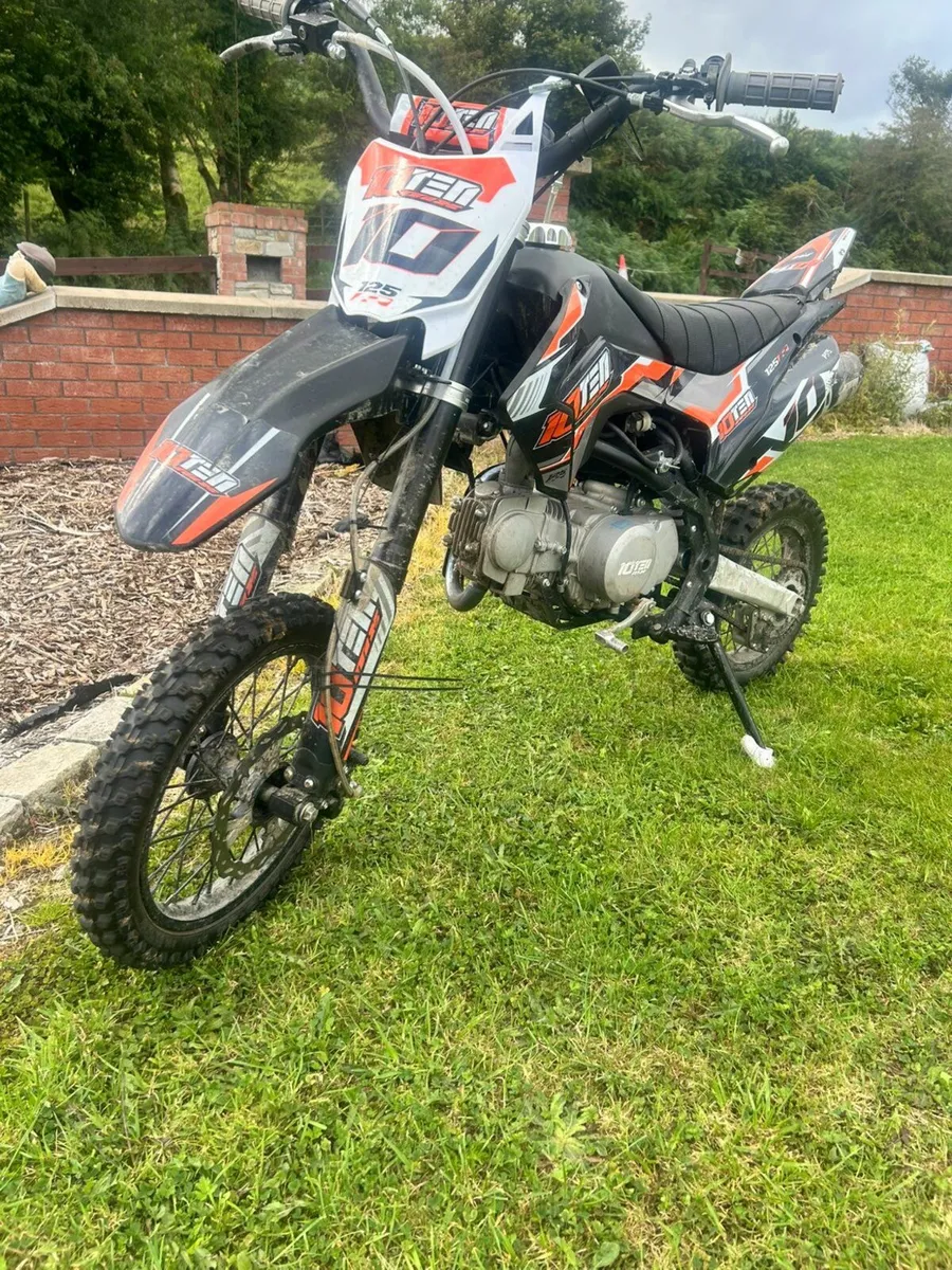 Dirt bike - Image 1