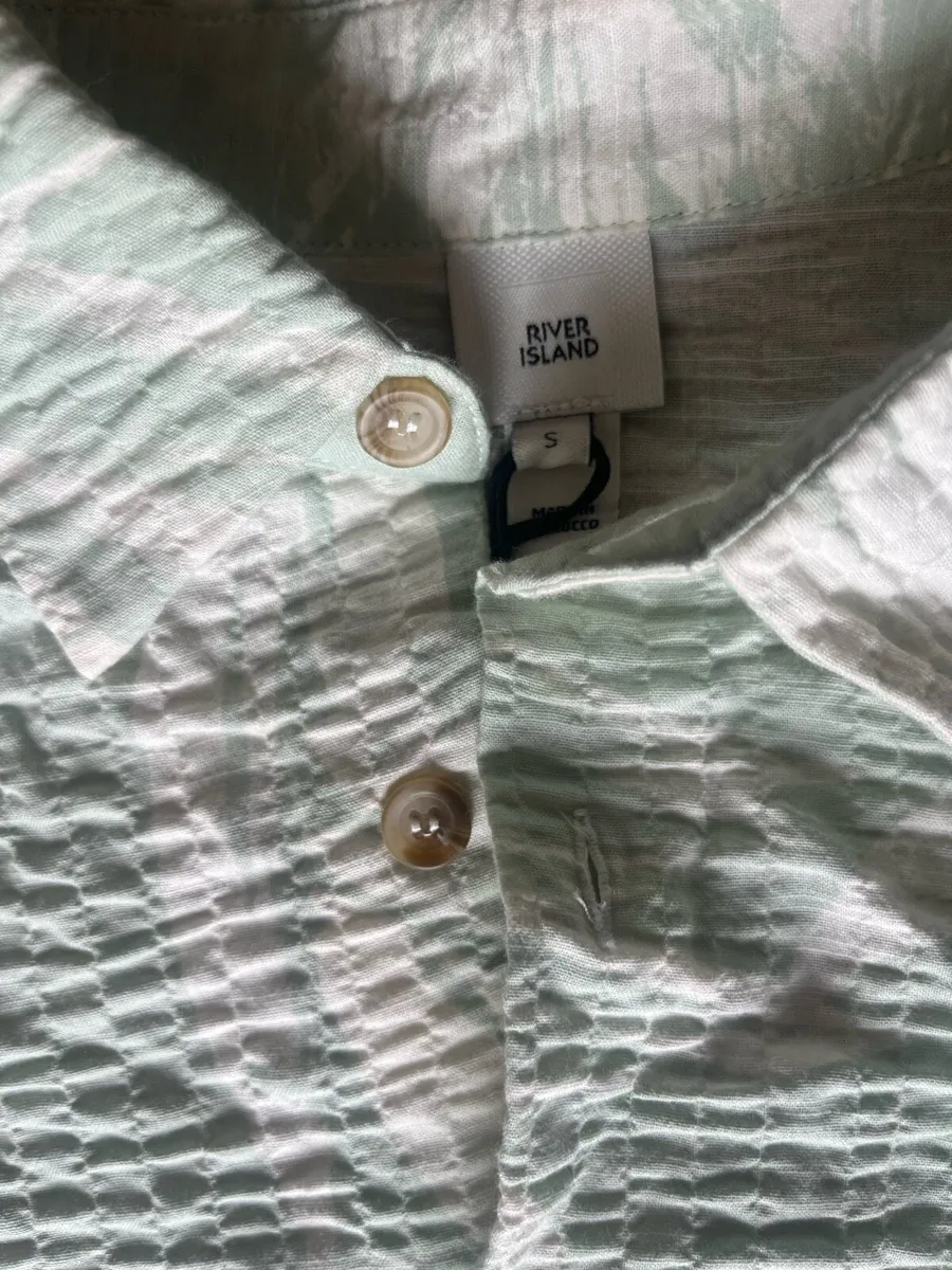 River island shirt - Image 2